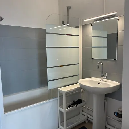 Le Dumay アパート ディジョン